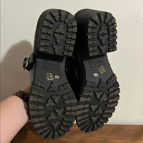 Black Mary Jane Women's Shoes - Picture 3 of 8